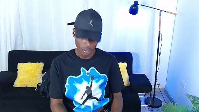 alexaandro18 webcam