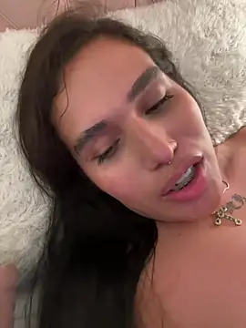 Wetaette - Trans webcam sex chat