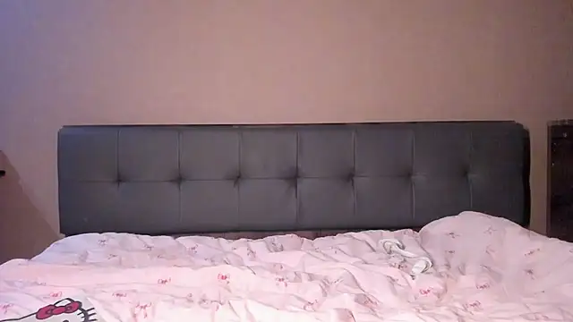 Mika_Ray webcam