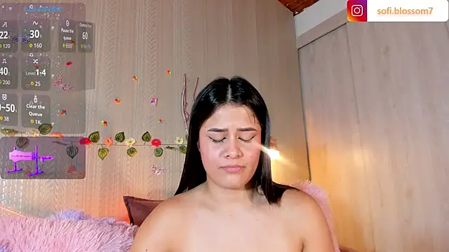 Sofi_Blossom webcam