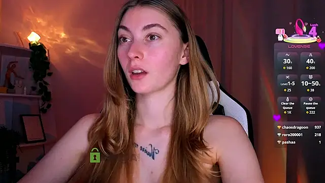 lady_curls webcam