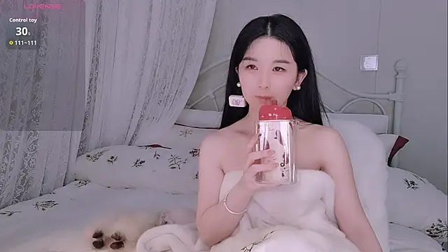 binglin- (Ask my age) - #asian #asian-foot-fetish #black-hair #cam2cam #chinese #cosplay #deluxe-cam2cam #foot-fetish #hd #interactive-toys #lovense #nylon #petite #petite-asian #small-audience #student #topless #topless-asian #upskirt