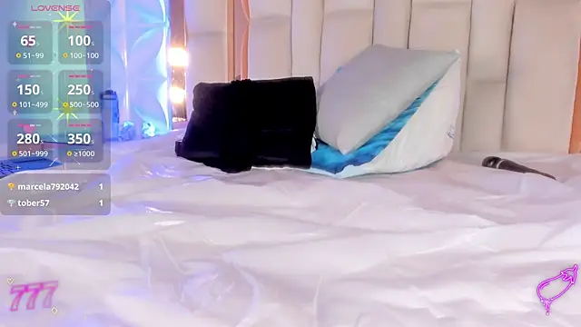 violet_milleer webcam