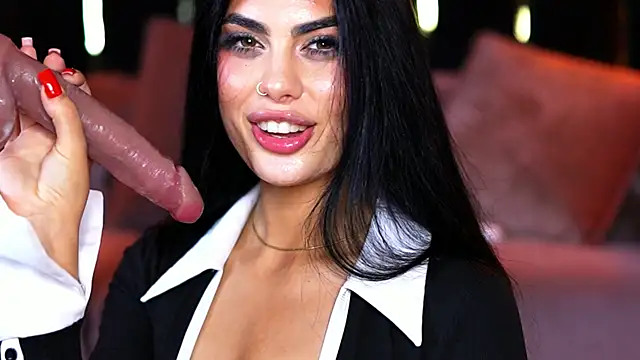 ravennadarcy (F young) - fake sperm show