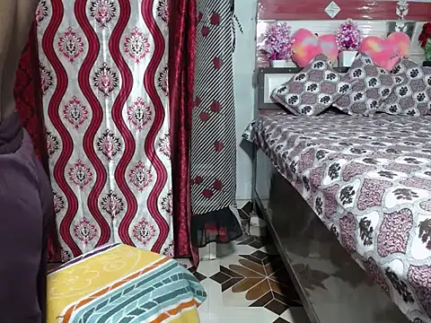 surbhi01 webcam