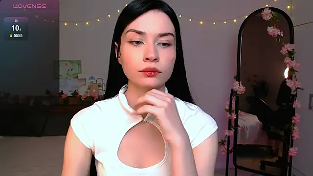 Tina_Charm webcam