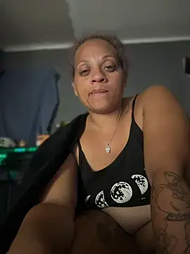 Quinn_damilf webcam