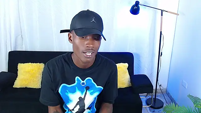 alexaandro18 webcam