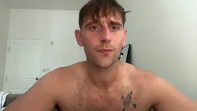 lukegunn (M young) - CUMSHOW @ GOALLL!!!