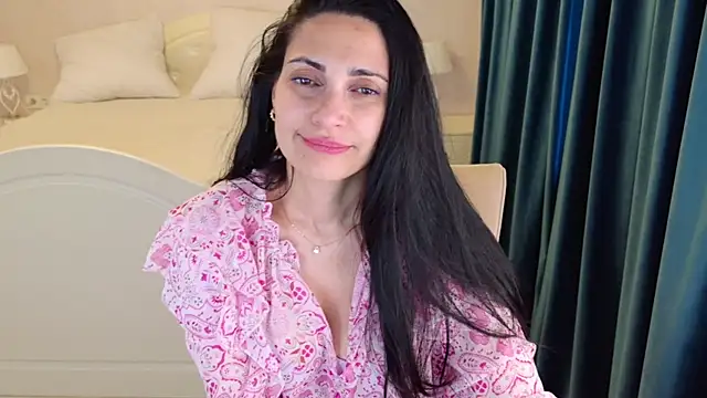 lovelybeatrice - LovelyBeatrice's free webcam - UK Sex Cams