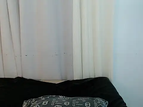 Ur_Goddes_Barbie webcam