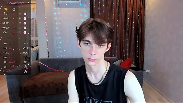 Aaron_Boom webcam