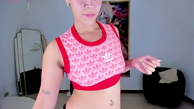 Watch AlessaRomero live on EroticFlix - High definition streams
