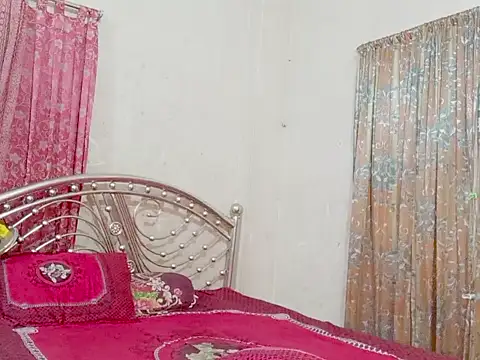Watch Nusrat_Faria live on EroticFlix - High definition streams