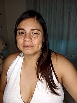 Watch BettyBoo_w live on EroticFlix - High definition streams
