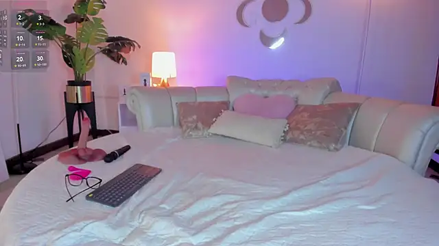 Watch Samara_halee live on EroticFlix - High definition streams