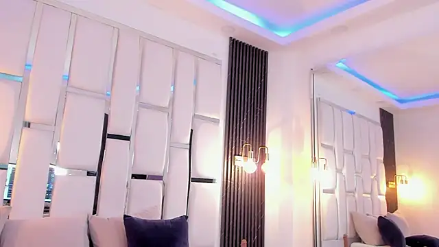 Maia_Clark520 webcam