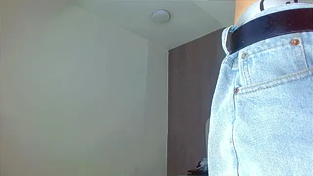 max_cum30 webcam