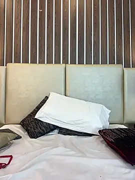 tiffany_bell webcam