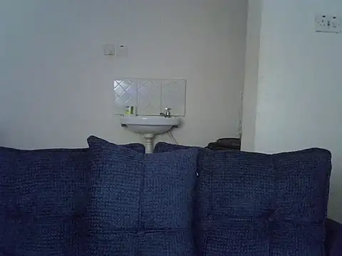 Thee_Biggest webcam