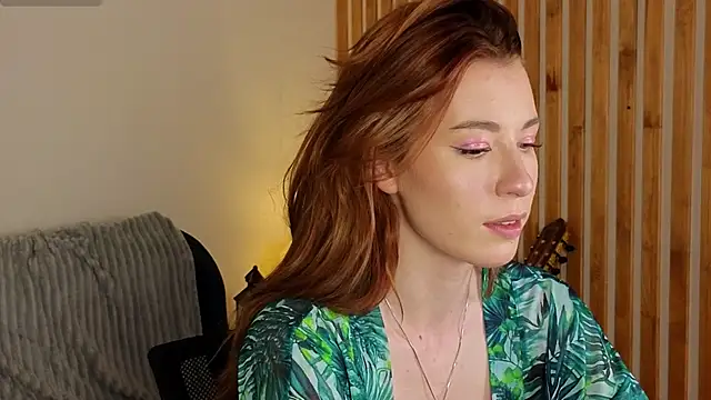 Watch AlisaRussel live on EroticFlix - High definition streams