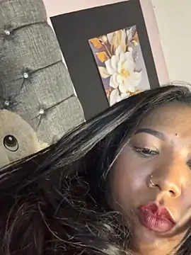 SaraJennerr webcam