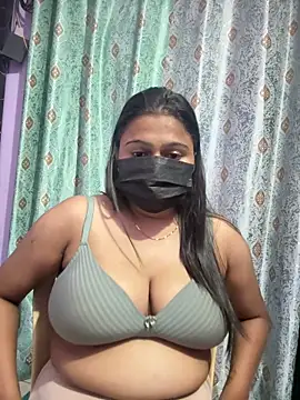 Kanika_x webcam