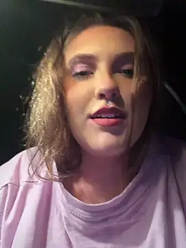 babyizzie webcam