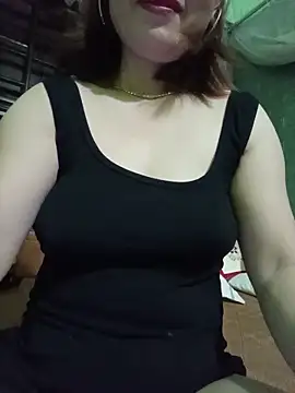 SexyQueen99 live cam on StripChat