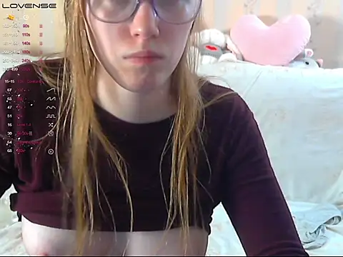 LustfulSarah webcam