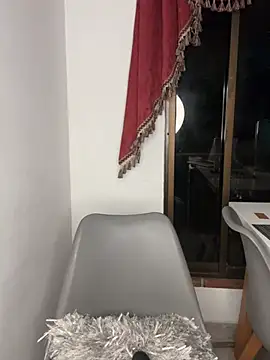 Alisha-Bond webcam