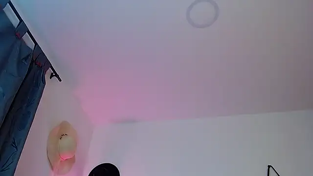 Watch Camila_Torresss live on EroticFlix - High definition streams