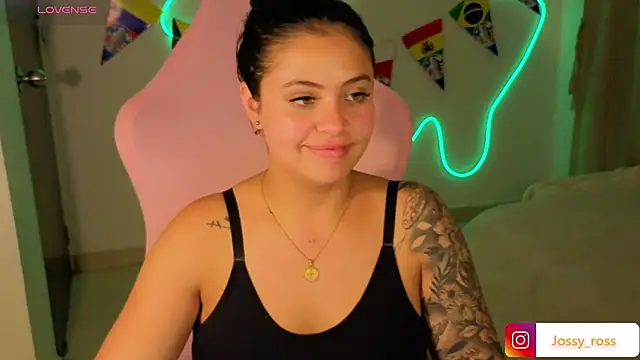 Watch Victoryyy_ live on EroticFlix - High definition streams