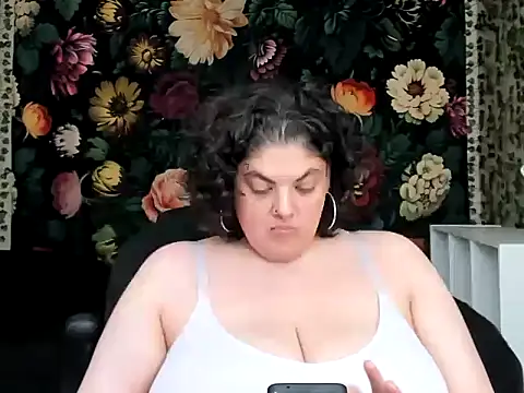 Watch Exxxotic_Melons live on EroticFlix - High definition streams