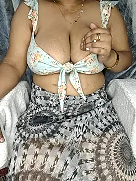 Watch Curvy_Pooja live on EroticFlix - High definition streams