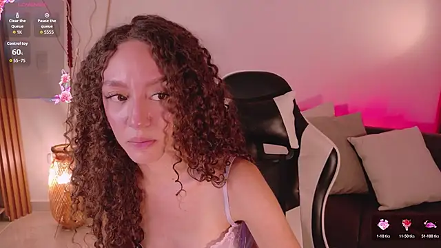 ChloeMoreti webcam