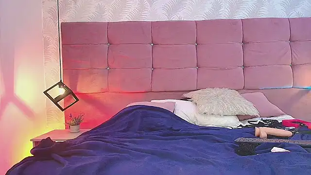 CelesteNeirafg webcam