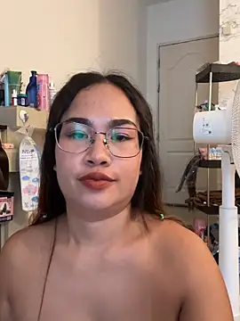 Ponthip's cam show statistics and live stream