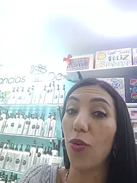 LunaZambrano webcam