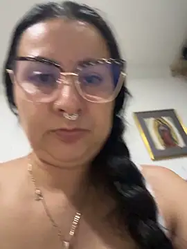 Watch Abril_Luv live on EroticFlix - High definition streams