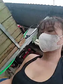 Linda-yiyi webcam