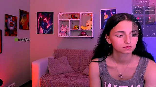 Watch bella_dorn live on EroticFlix - High definition streams