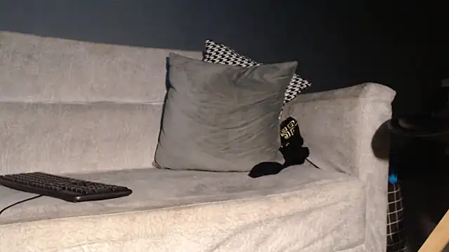 dirty_27cms - Dirty_27cms's free webcam - UK Sex Cams
