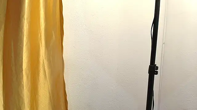 Nikki__uwu webcam