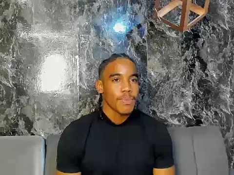 axel_silva4 live cam on StripChat