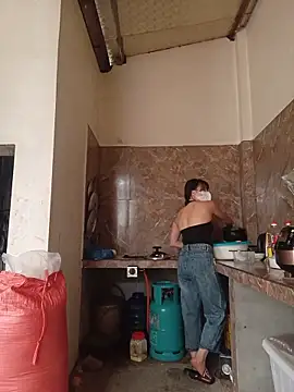 Linda-yiyi webcam