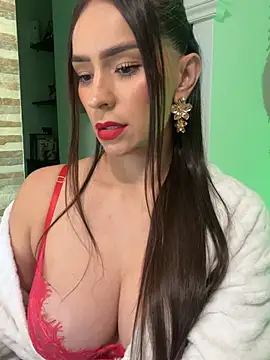 Mau_White