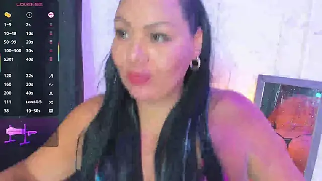 Watch bigboobs_violeta live on EroticFlix - High definition streams