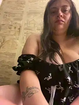 kriztal_pretty webcam