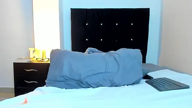 kathyajhonss webcam